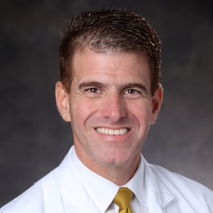Dr. Manuel  Torres