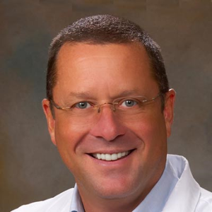 Dr. Alejandro Cintas, MD