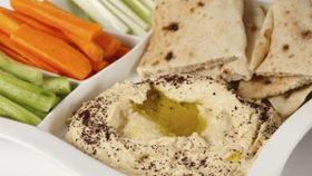 What Are Some Ideas for Packing a Healthy School Lunch for My Child?