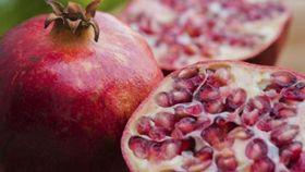 Eat Pomegranates to Save Your Skin